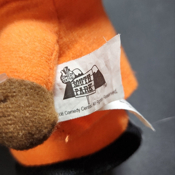 Kyle Broflovski 7" Fun 4 All 1998 + Kenny 7" Nanco 2008 South Park Plushies - Picture 8 of 8